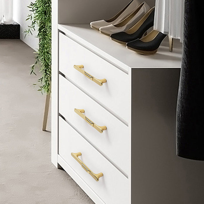 cabinet handles and pulls