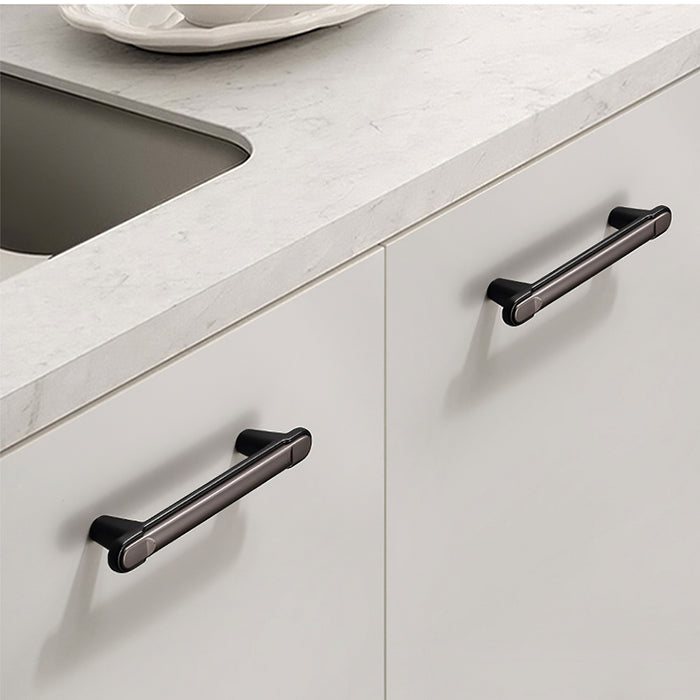 drawer pulls and knobs